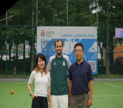 乐竞体育皇家西班牙人足球俱乐部通过其上海足球学院深化国际布局